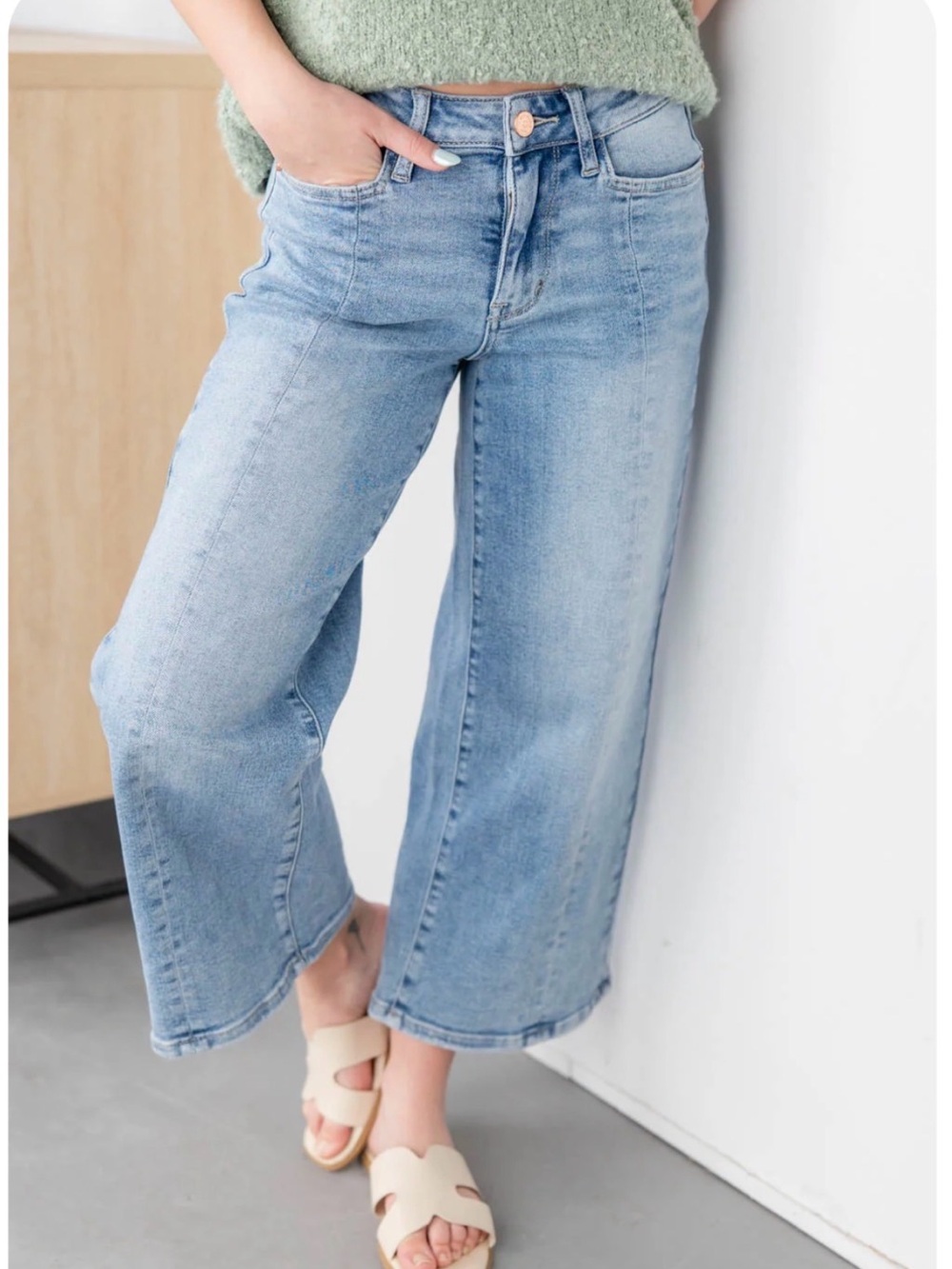 Judy Blue Light Blue Wide-Leg Women's Jeans